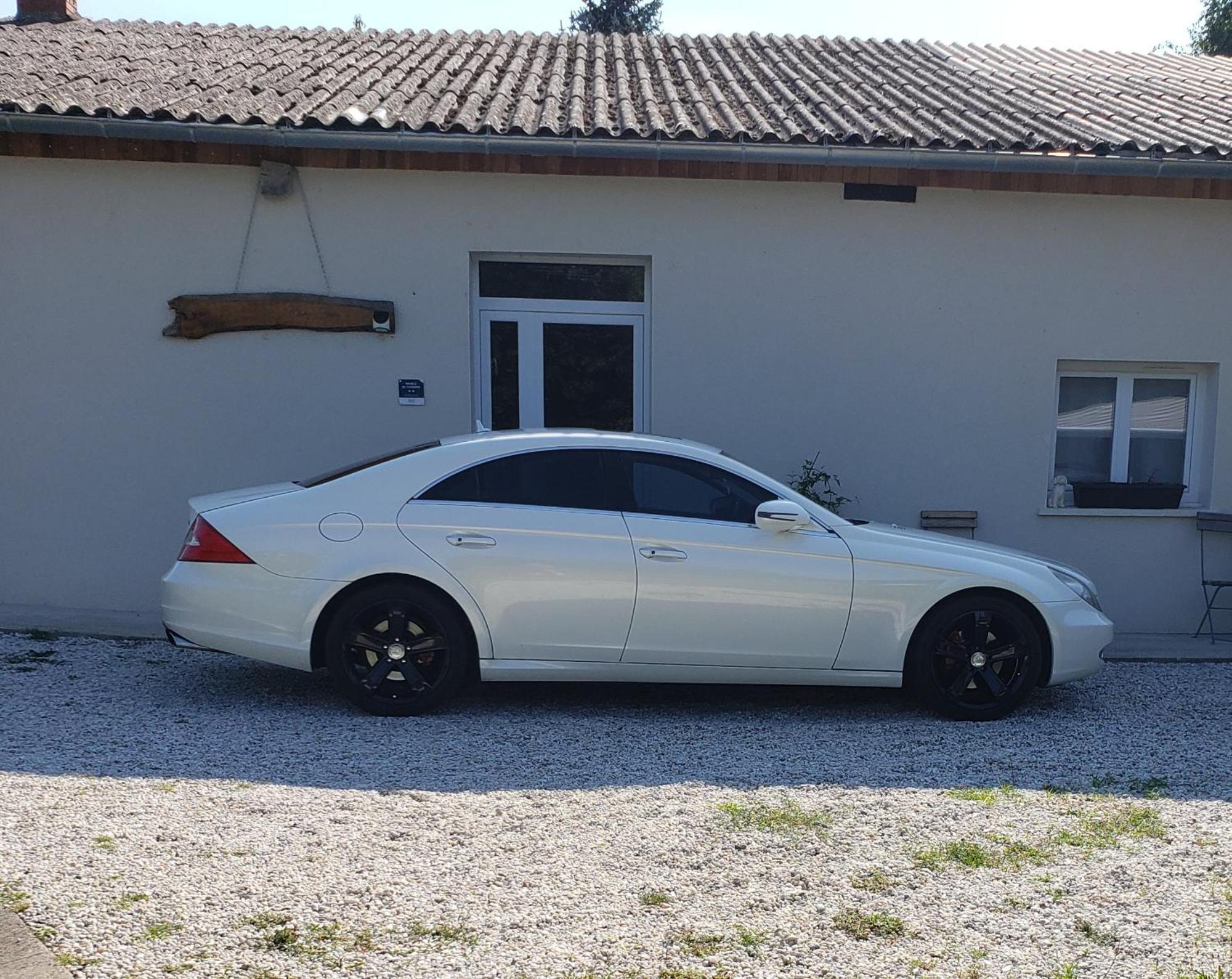 Chez Samb Villa Lussac-les-Châteaux Eksteriør billede